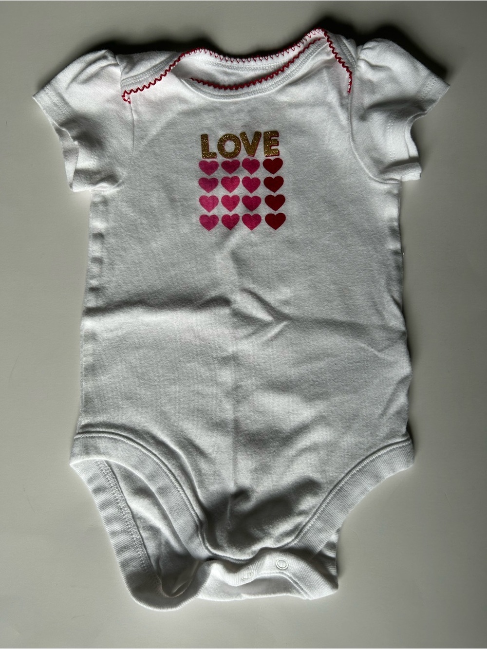 🍼5/$20🍼White Baby One-Piece Bodysuit with Pink & Gold Hearts - LOVE